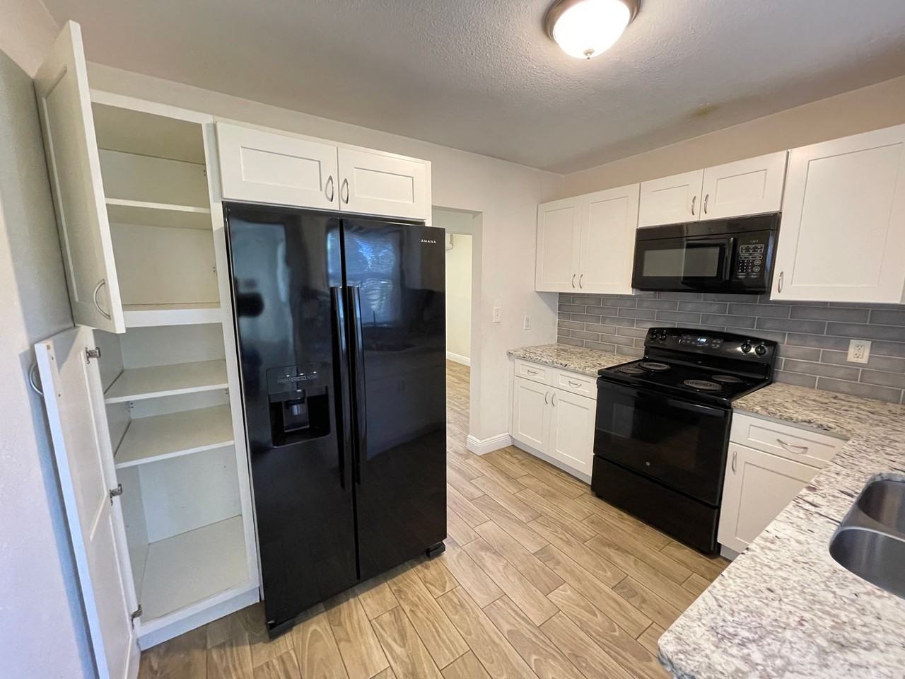 5122 Old Cheney Hwy - Photo 6 of 21