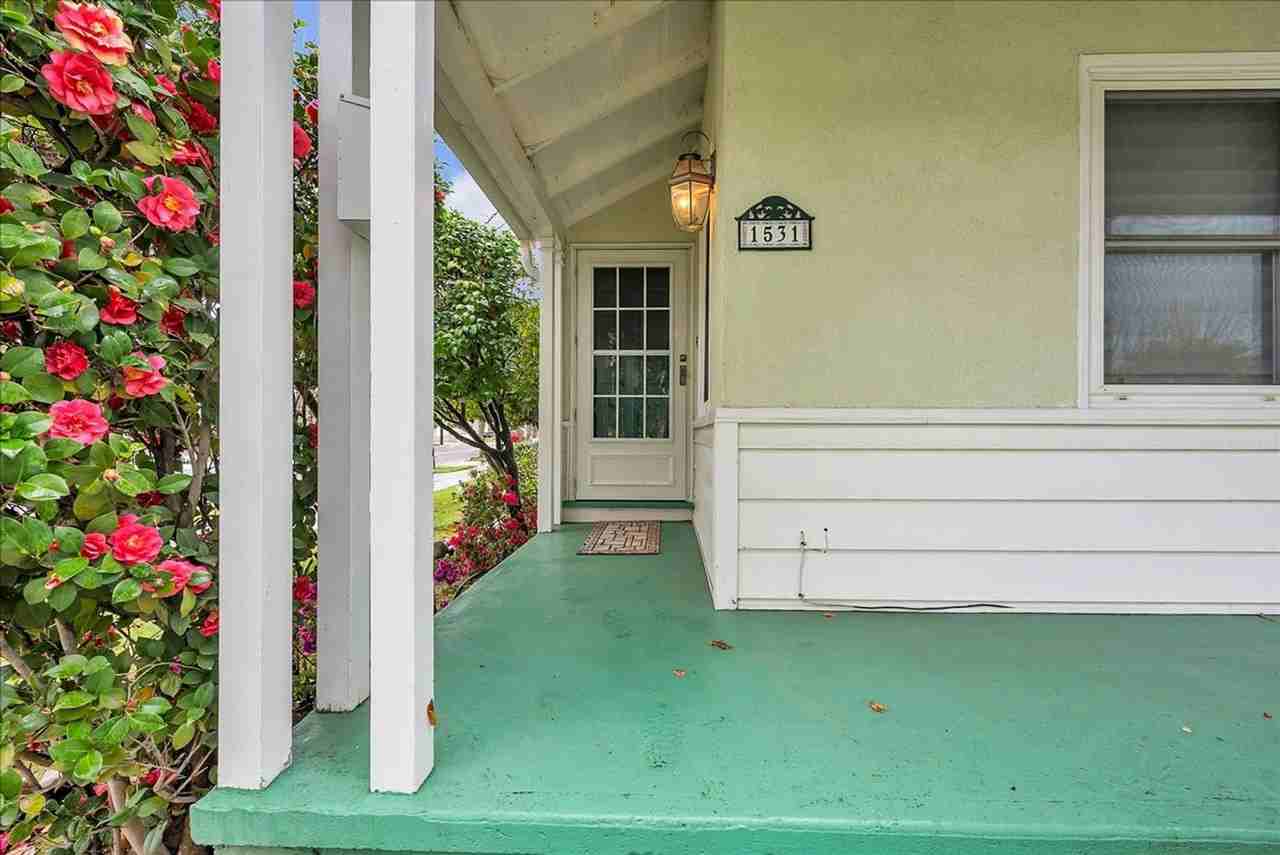 1531 Alabama Ave - Photo 2 of 19