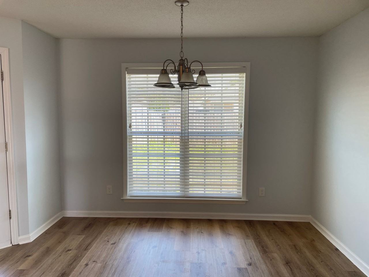 831 Madelyn St - Photo 7 of 16