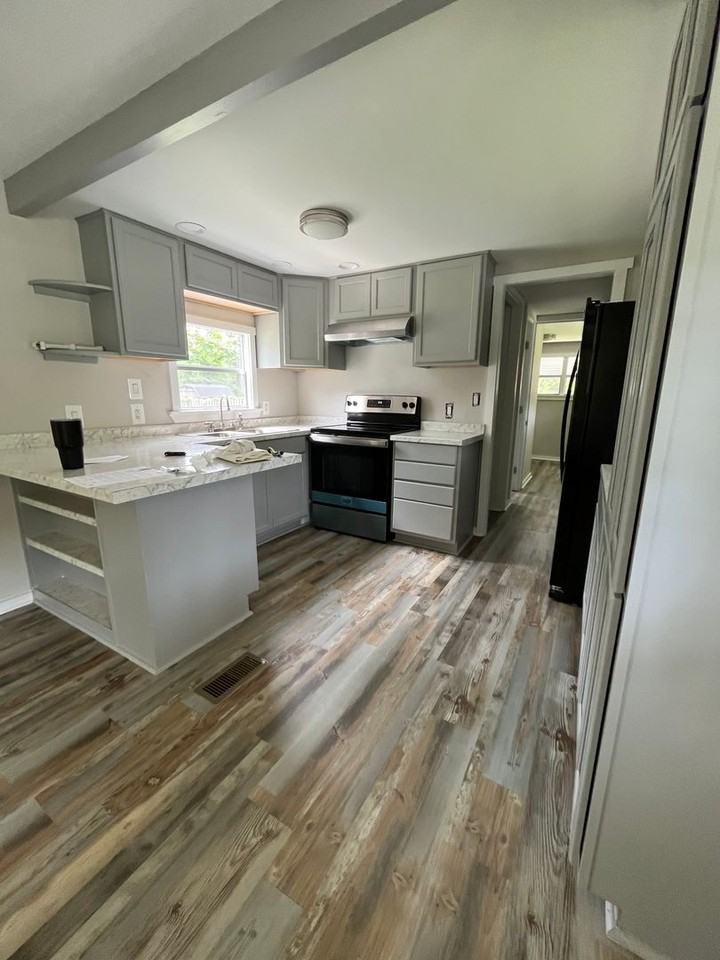 304 Queens Rd - Photo 3 of 18