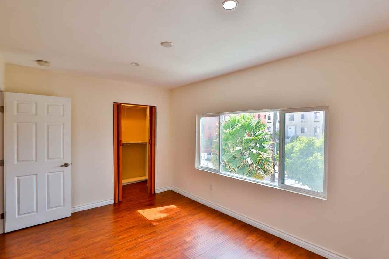 New Hampshire Apartments - Photo 7 of 19