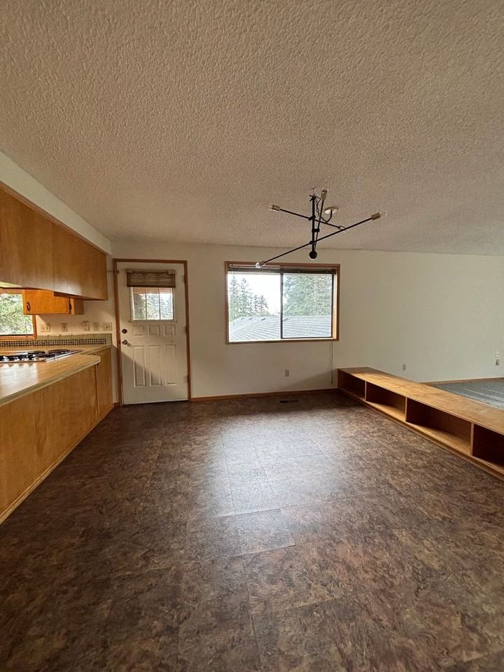 29100 Ne Benjamin Rd - Photo 2 of 26