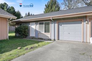 featured image of 2210 26th Ave Ne #5