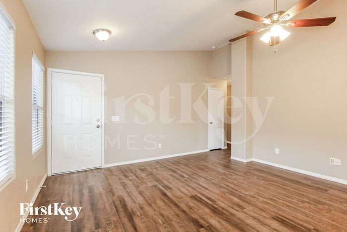3025 W Salter Dr - Photo 3 of 15
