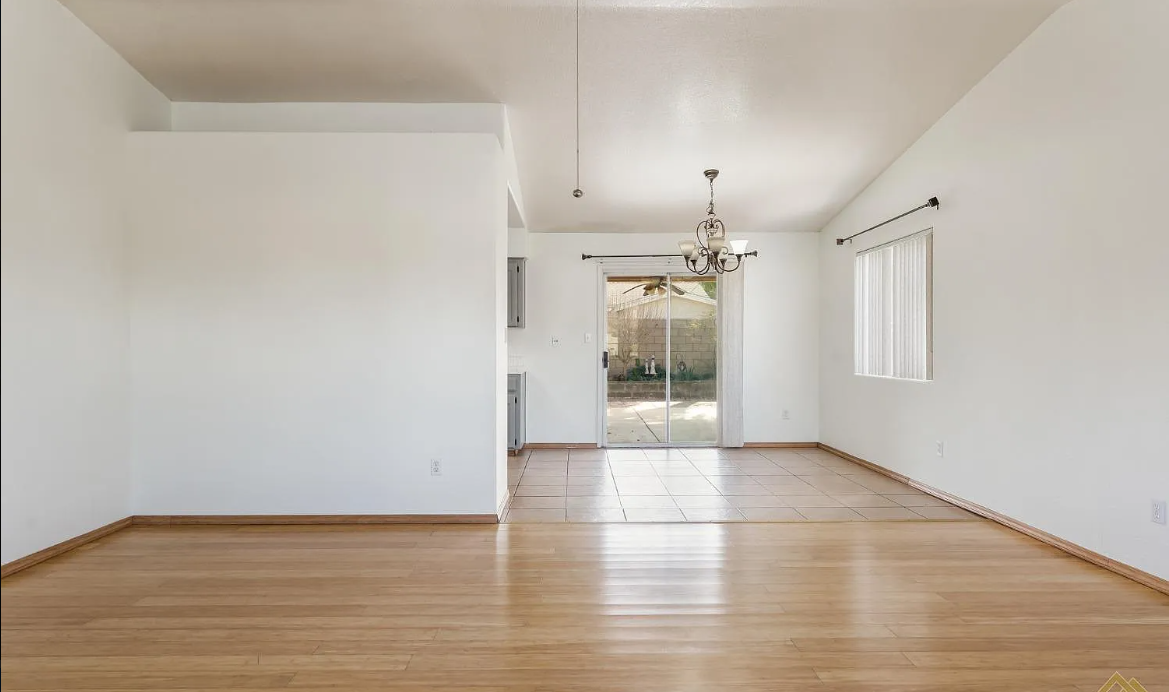 330 Carmel Dr #NA - Photo 3 of 4