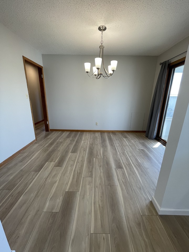 975 W 9th Ave #NA - Photo 3 of 11