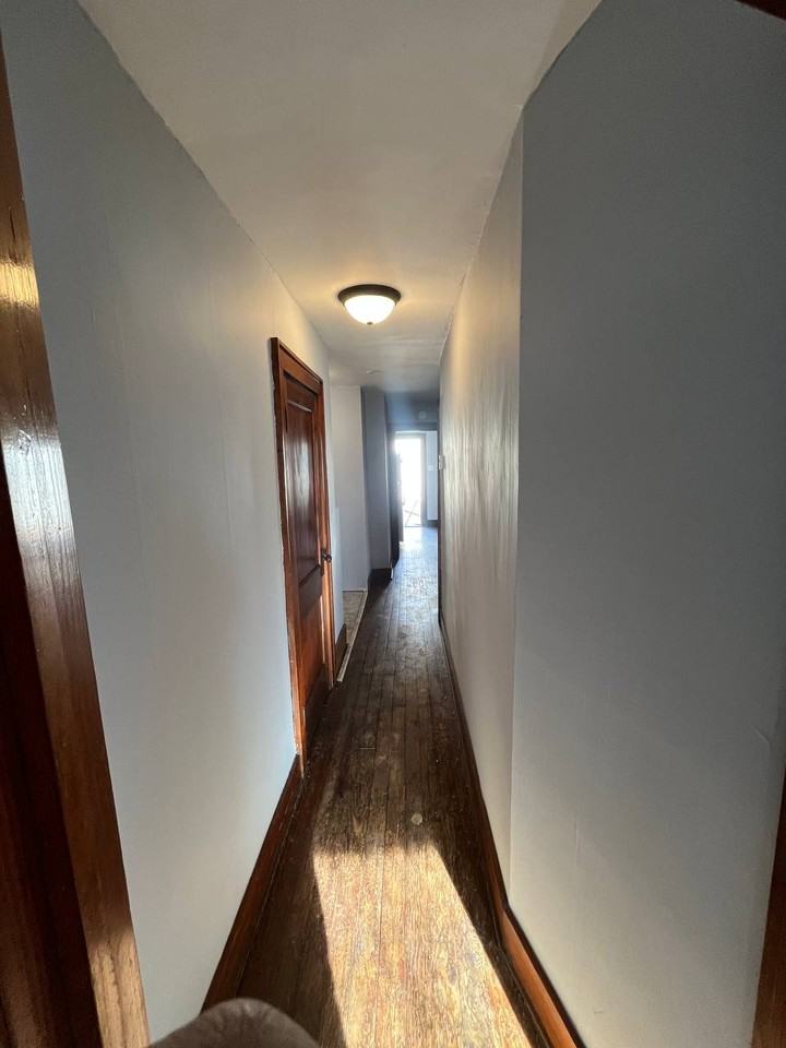 Clark Street #240-5 - Photo 7 of 11