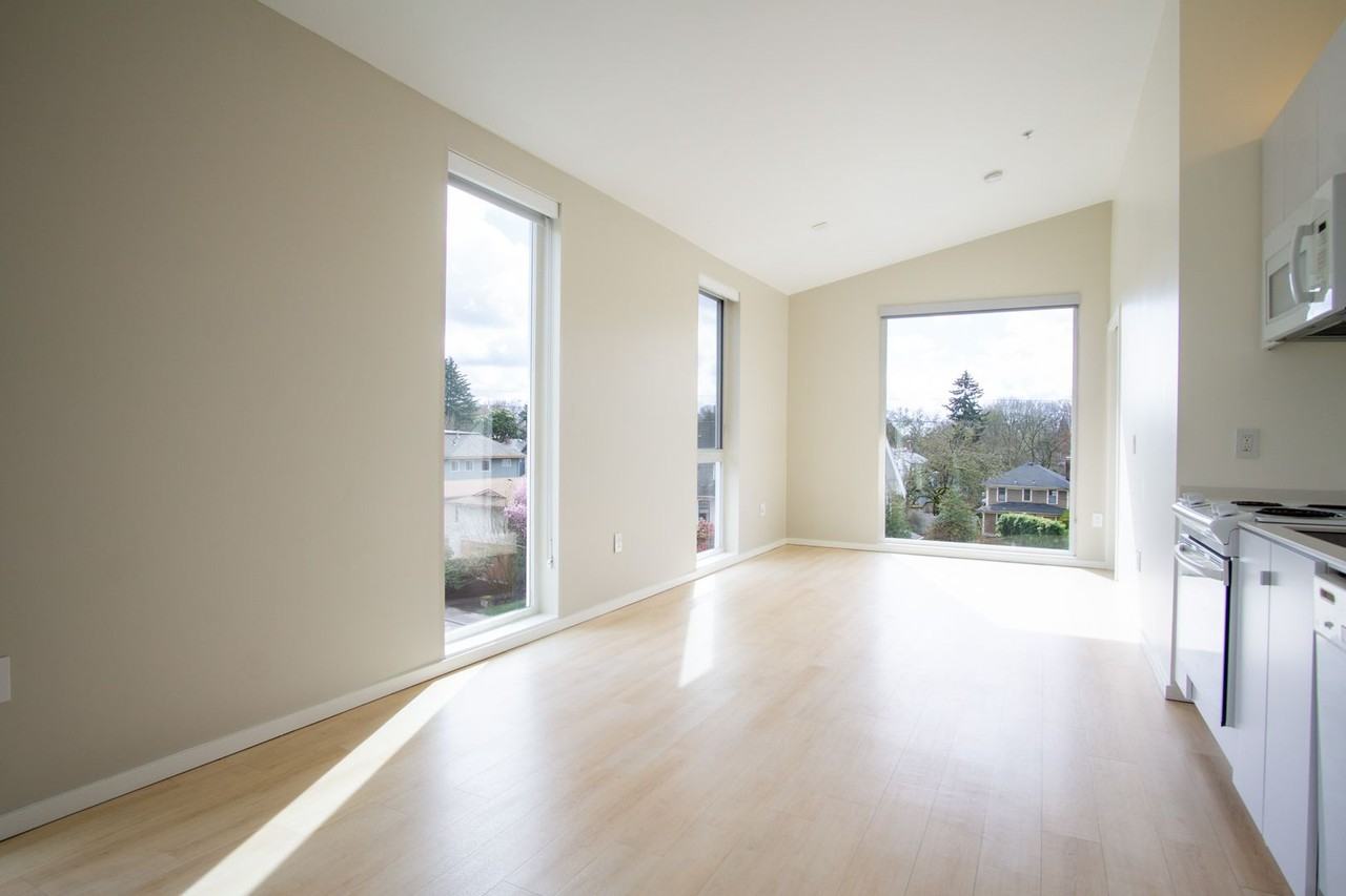 1475 Se 15th Ave #406 - Photo 2 of 21