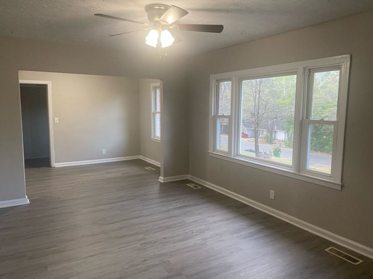 4641 Pate Dr - Photo 4 of 8