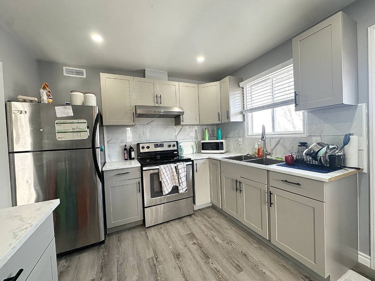 Upper- 29 Coyle Crescent - Photo 2 of 20