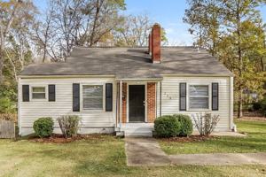 featured image of 215 Ridgeway Rd
