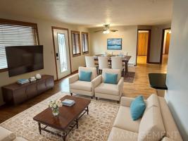 featured image of 945 S Harrington Ave