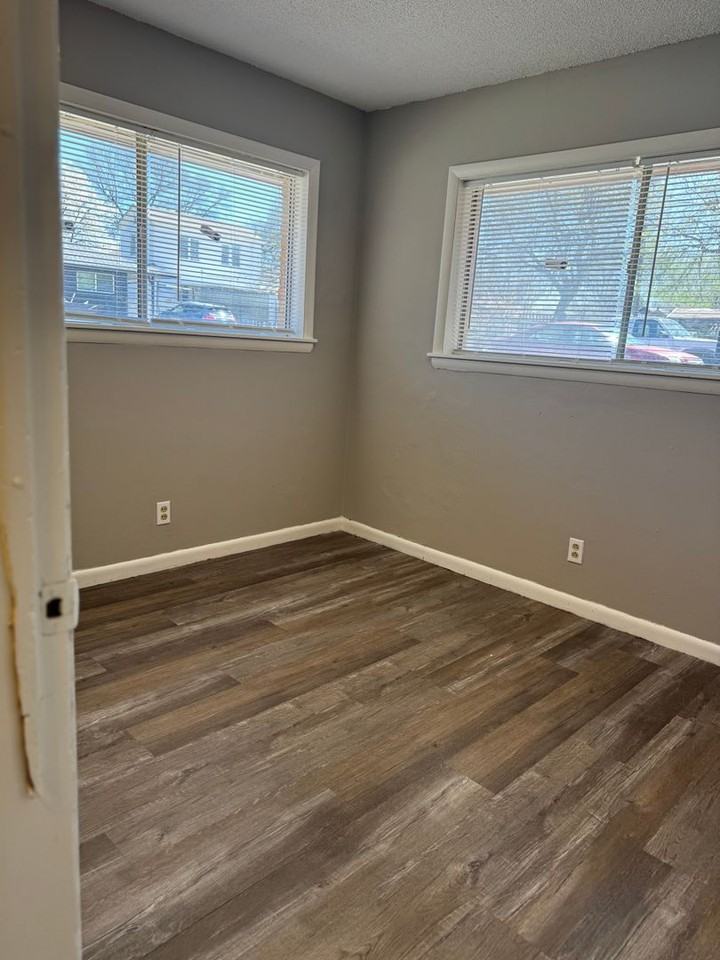 The Flats at Forest Orchard - Photo 7 of 20