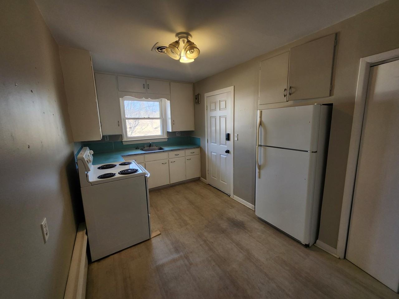 1132 Rothesay Rd #1132 - Photo 2 of 8