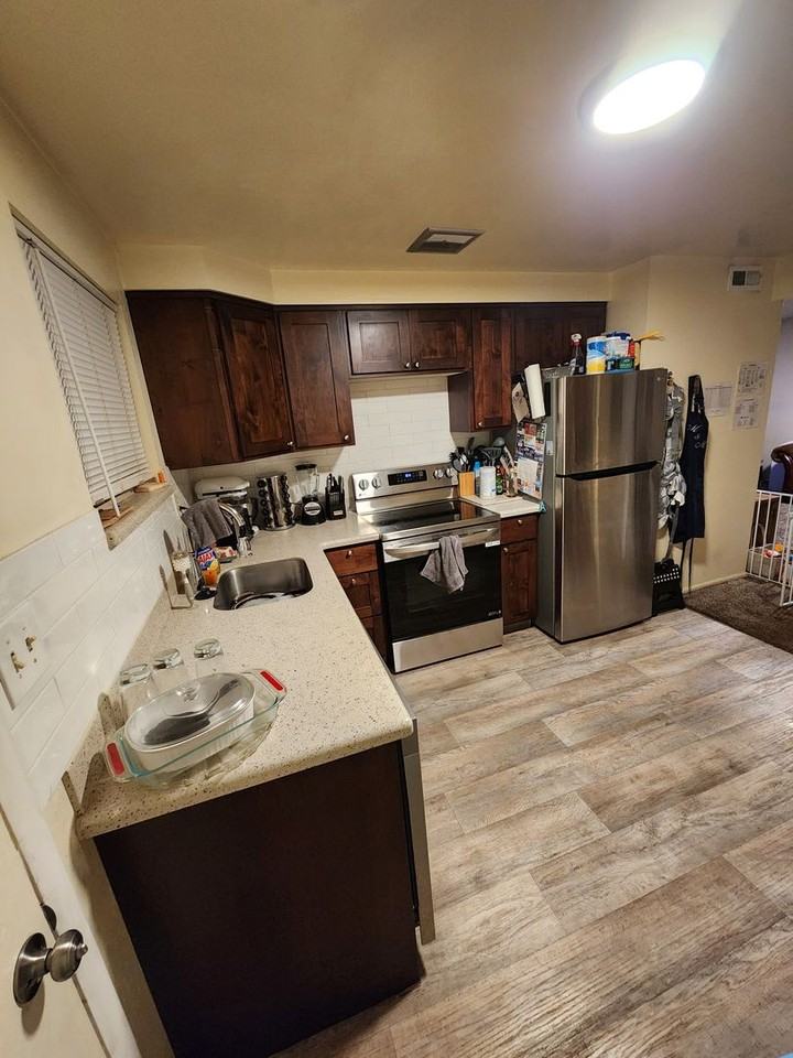 63 E 100 N - Photo 2 of 7