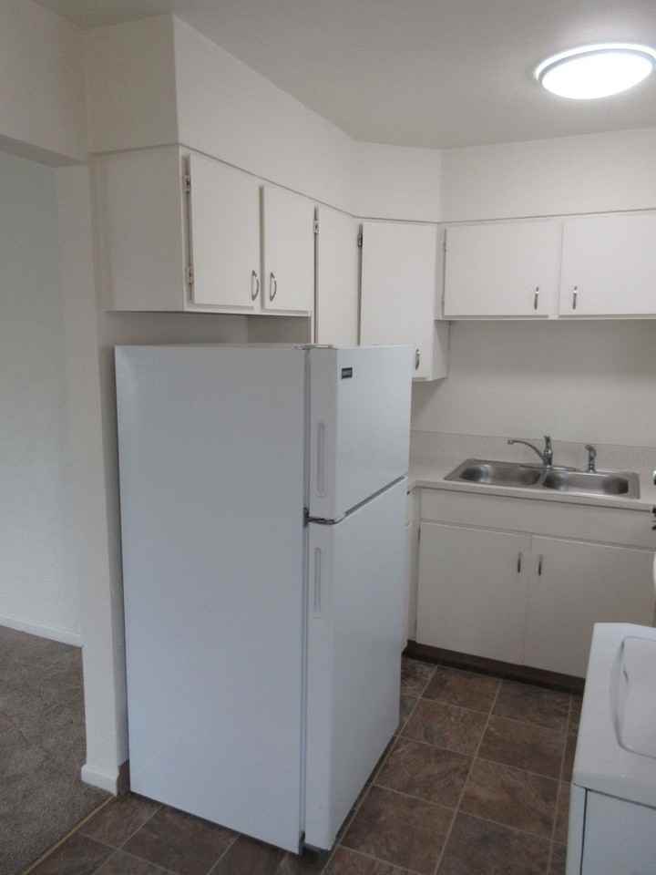 2804 Claxter Rd Ne - Photo 3 of 13