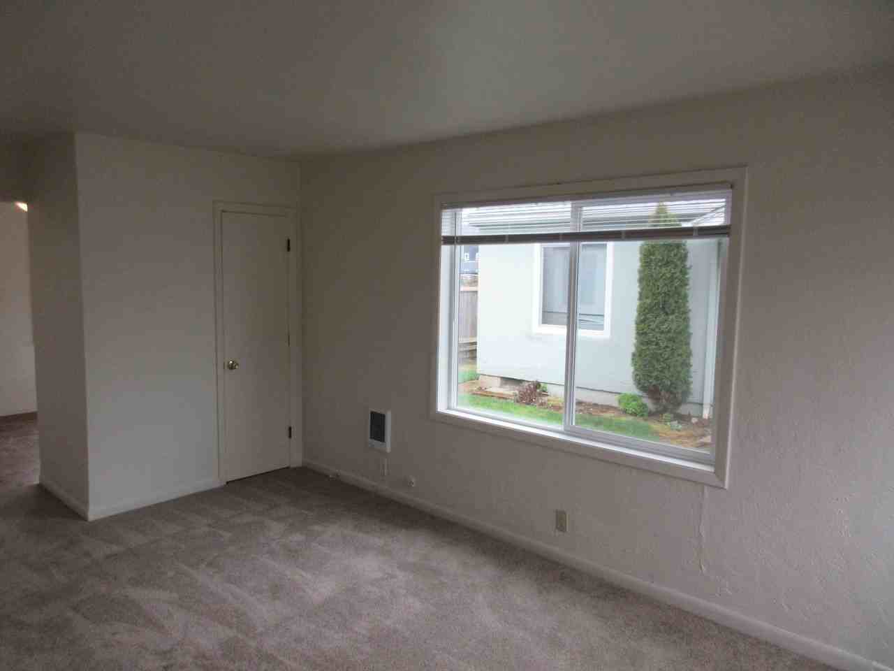2804 Claxter Rd Ne - Photo 6 of 13