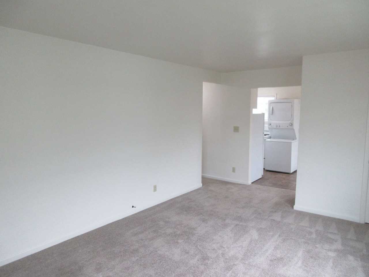 2804 Claxter Rd Ne - Photo 7 of 13