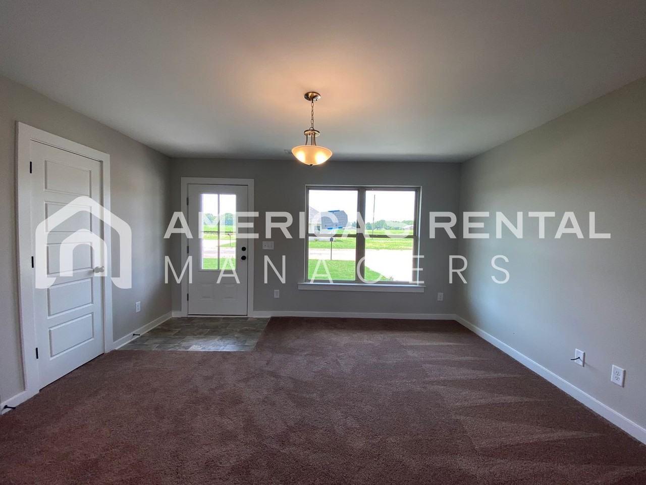 145 Sunlight Cir - Photo 2 of 18