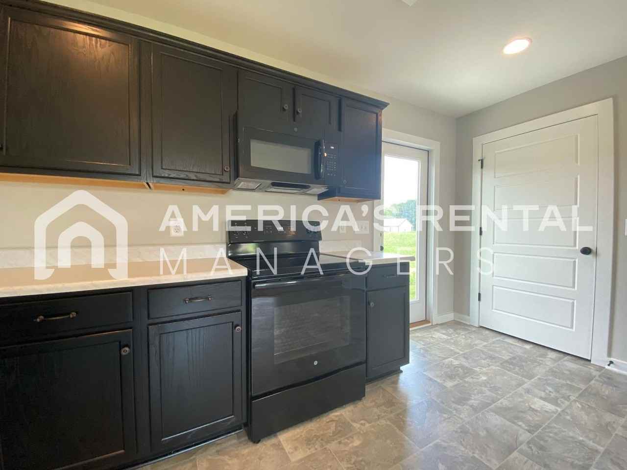 145 Sunlight Cir - Photo 7 of 18