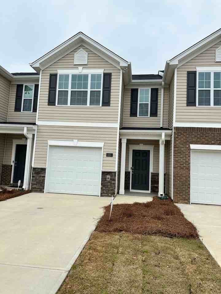 1351 Amberview Ln - Photo 2 of 50