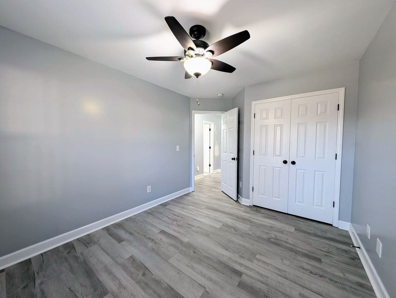 102 Cottage Ct - Photo 7 of 18