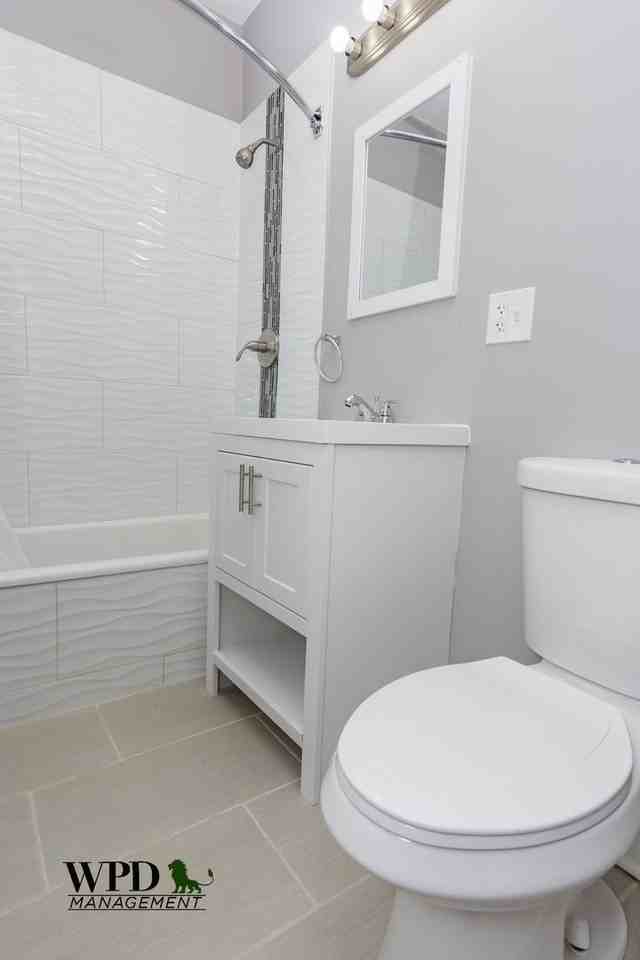 8056 S. Marshfield Ave - Photo 2 of 7