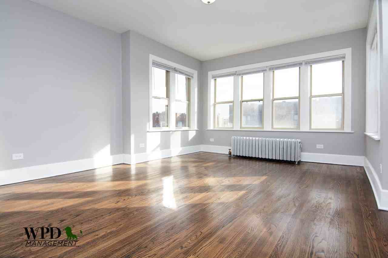 8056 S. Marshfield Ave - Photo 3 of 7