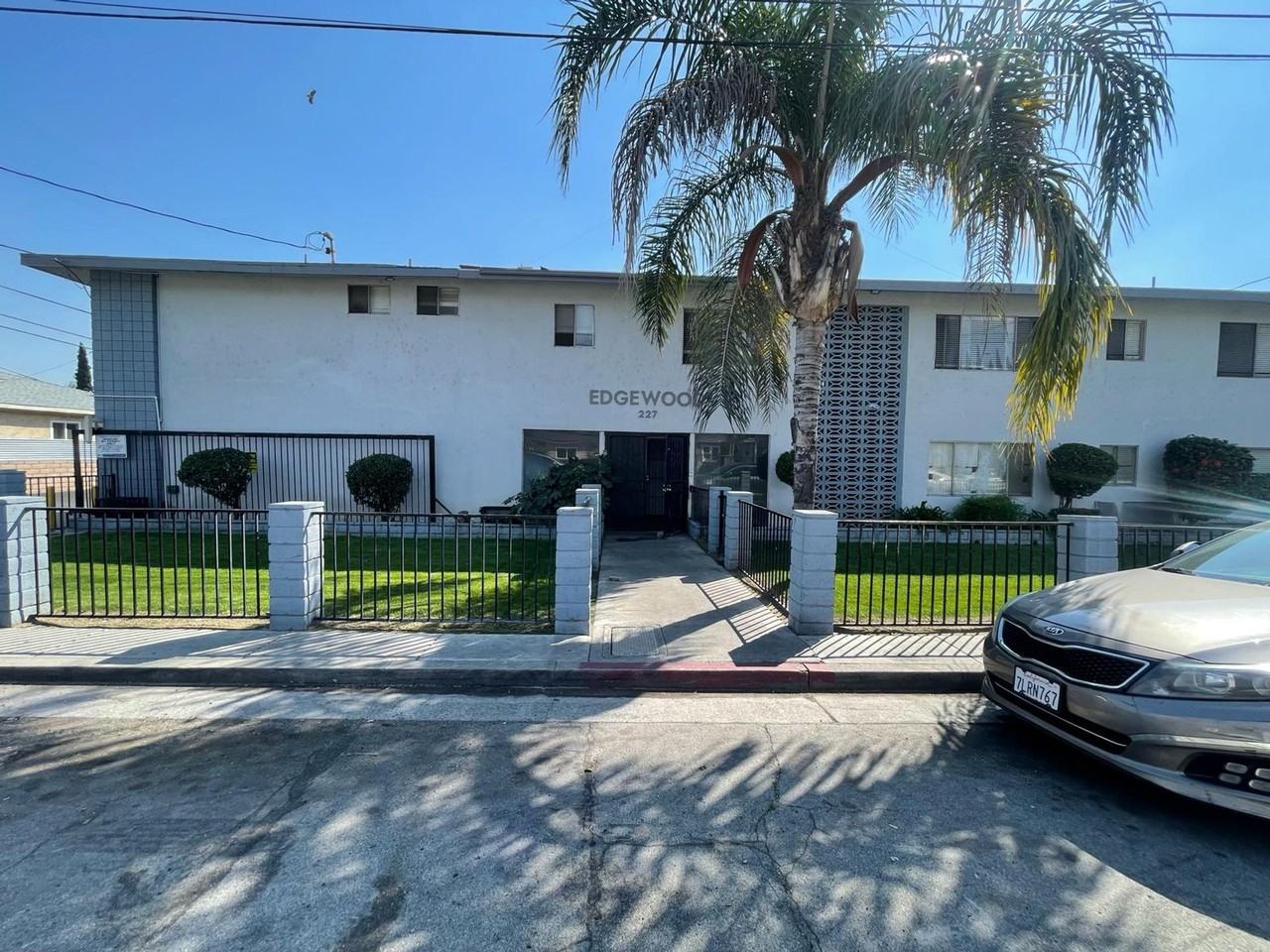 Section - Photo 3 of 5