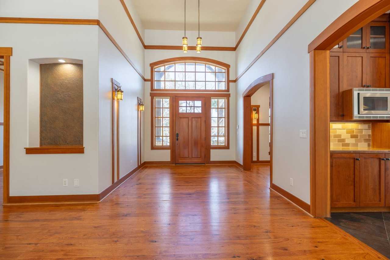 5755 Florimont Ct - Photo 2 of 44