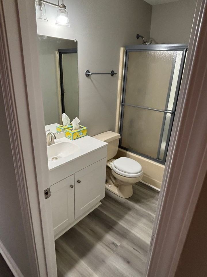 101 Mason St - Photo 3 of 12