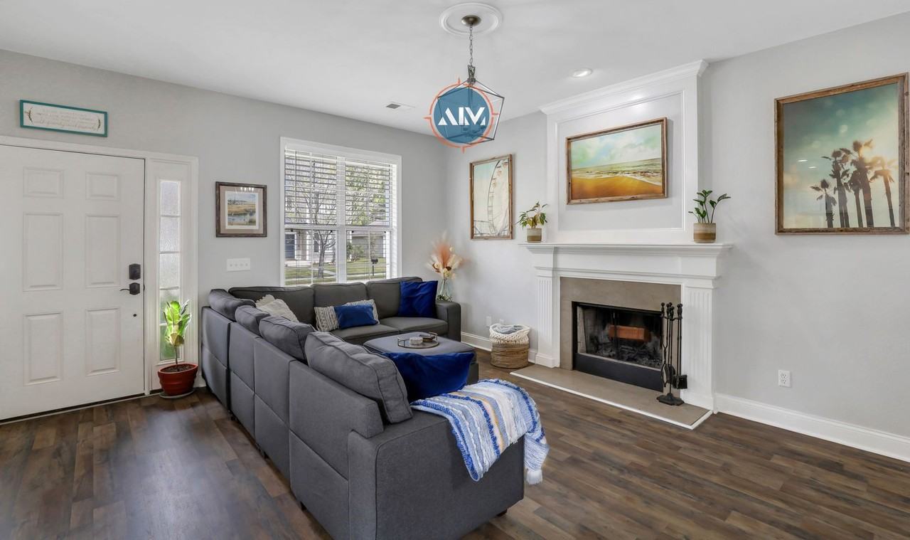 203 University Pkwy - Photo 5 of 40