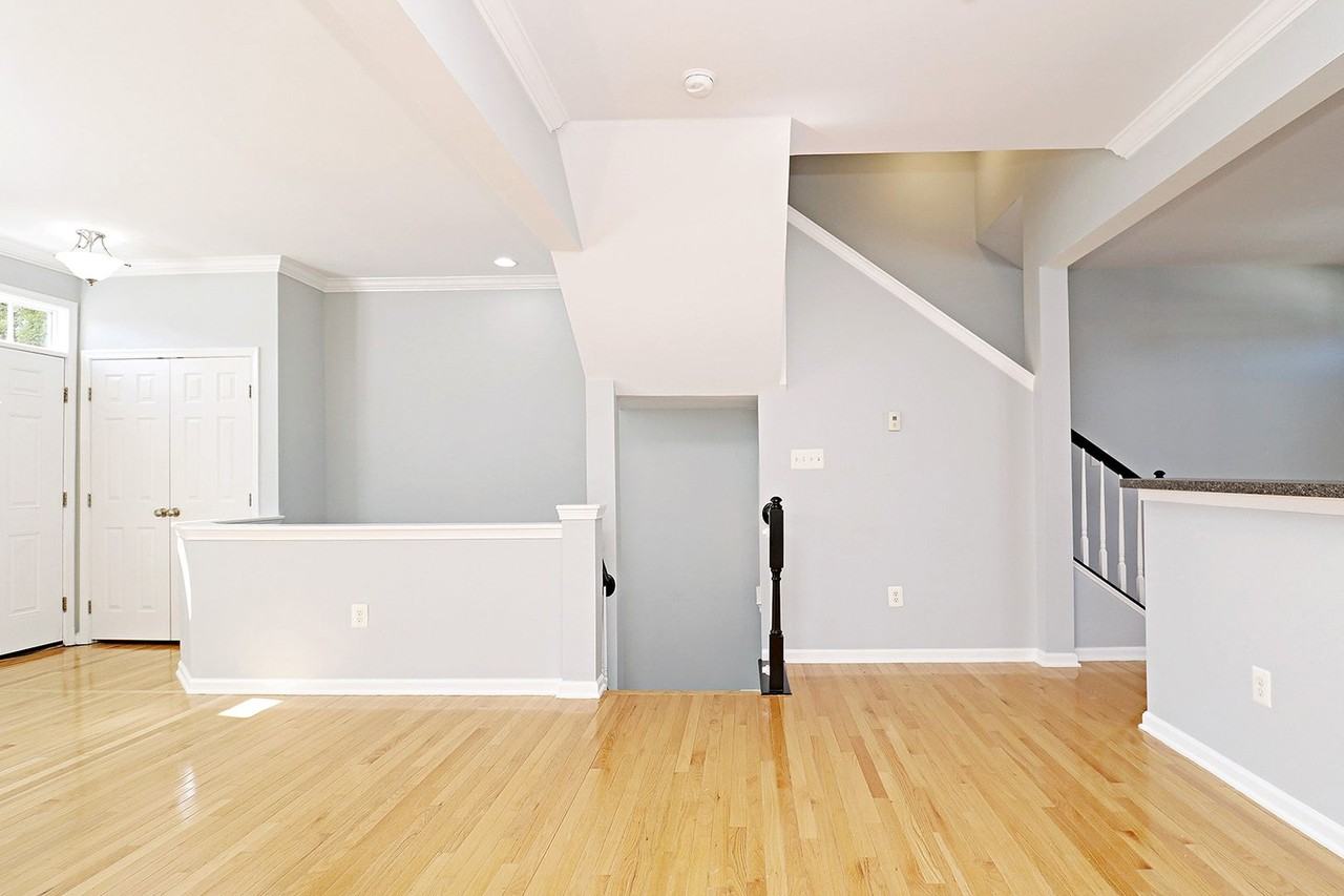 339 Rolkin Rd - Photo 5 of 22