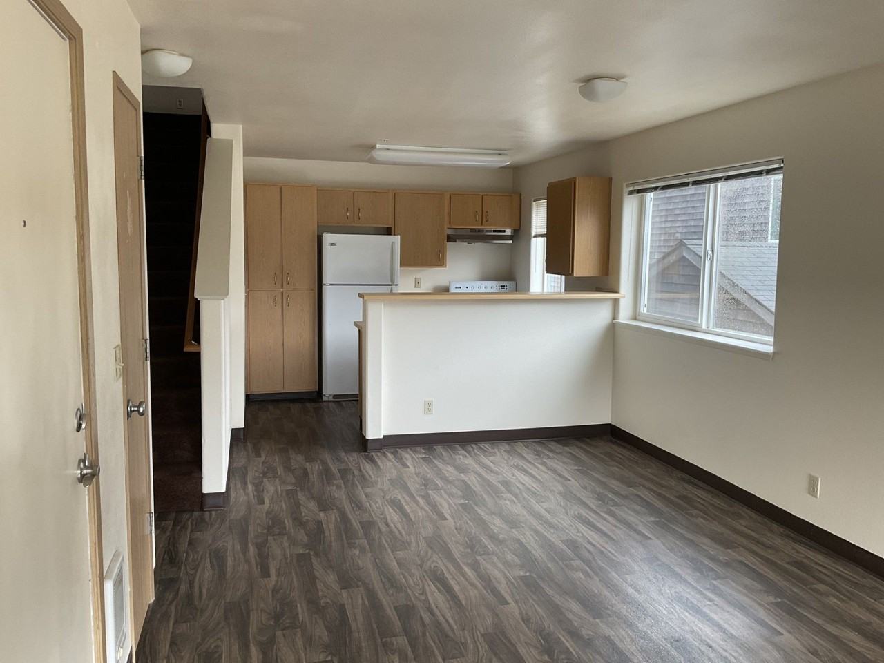 Newport North & South Apts/Condo - Photo 5 of 9