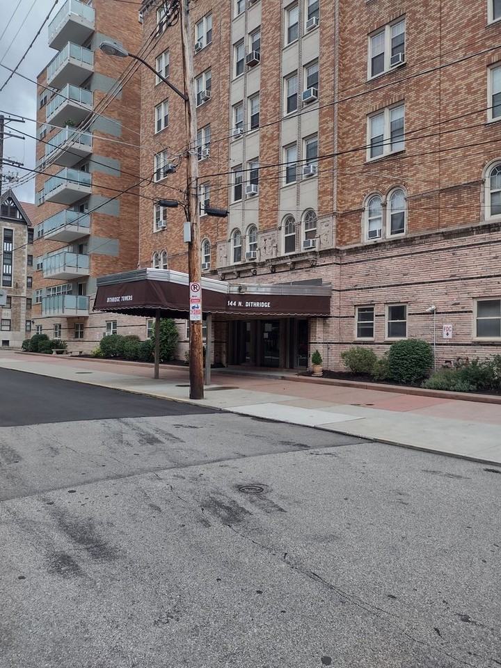 144 N Dithridge St - Photo 2 of 26