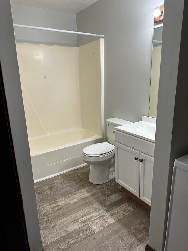 301 E Palm Dr - Photo 4 of 6