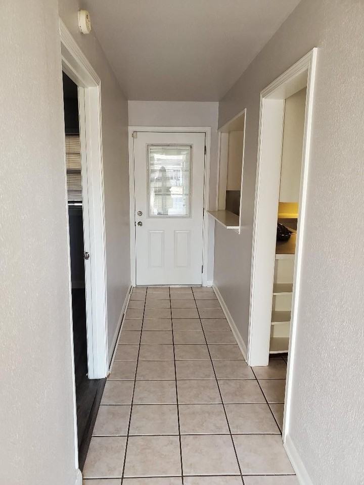 2505 Douglas Dr - Photo 2 of 20