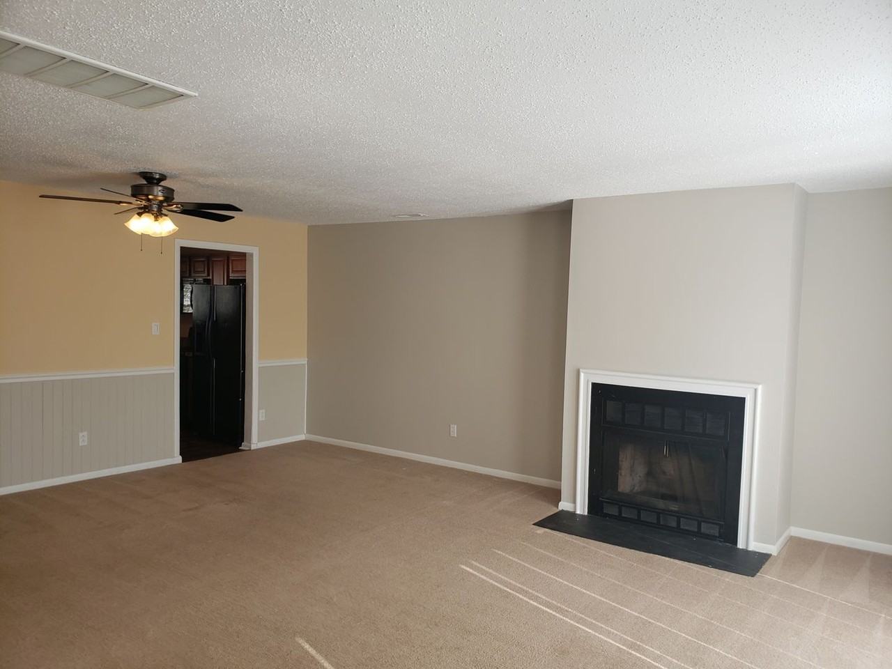 3814 Chimney Creek Dr - Photo 6 of 32