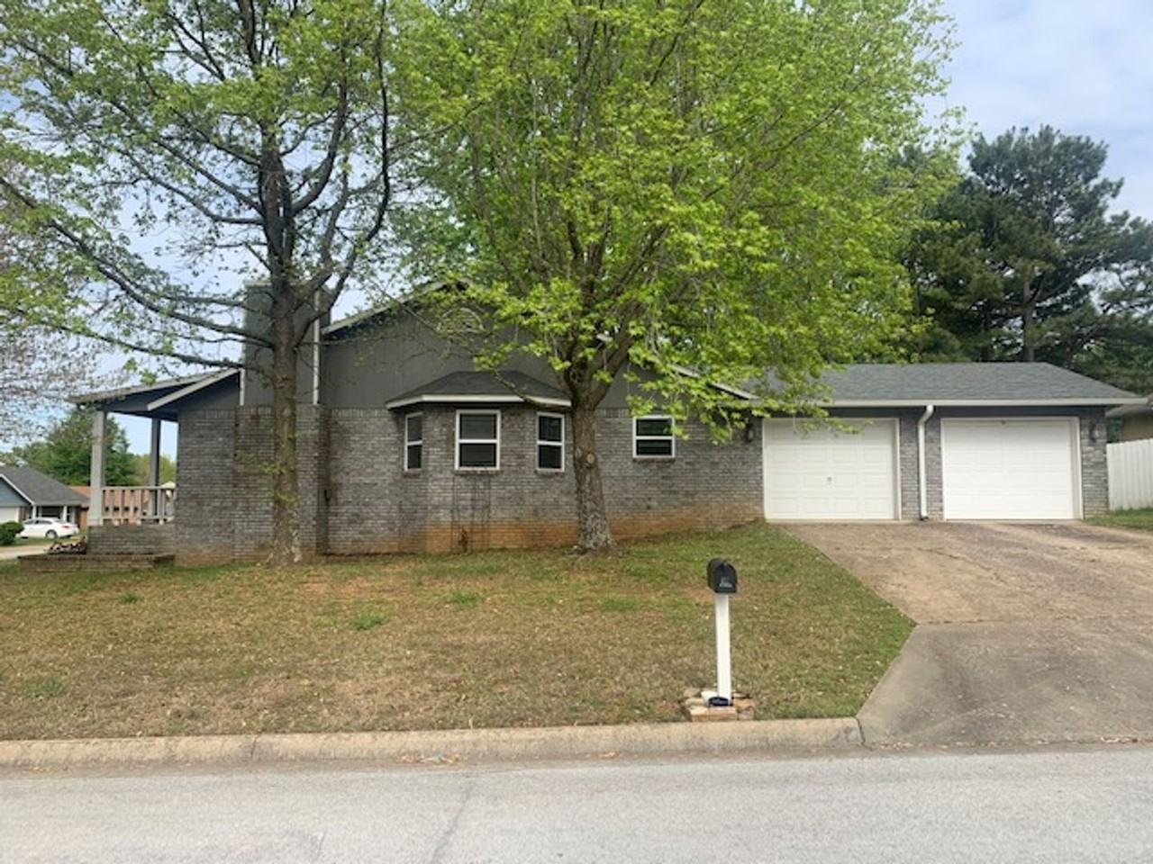 3231 W Shale St - Photo 2 of 14