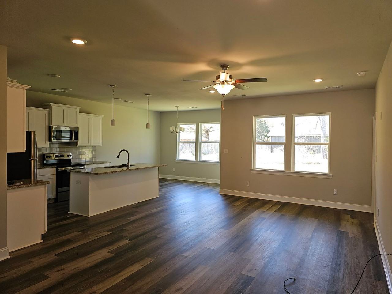 17149 Cherokee Trce - Photo 3 of 22