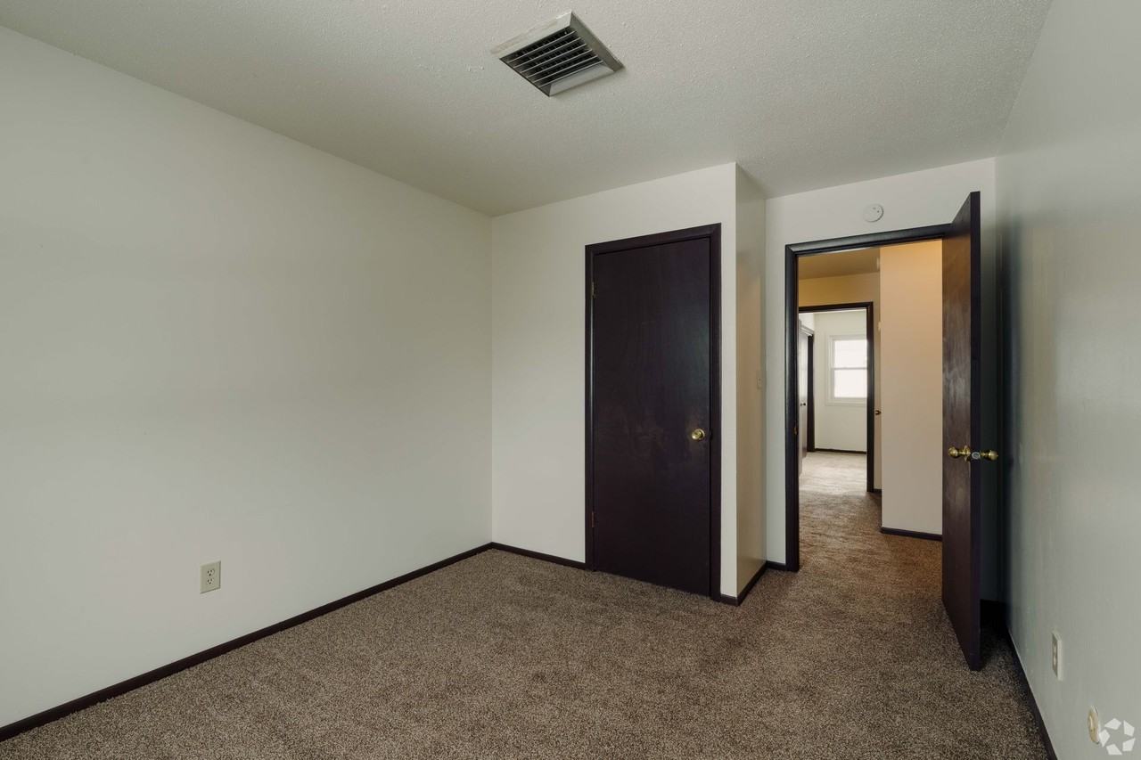 203 Dundon Road - Photo 7 of 7