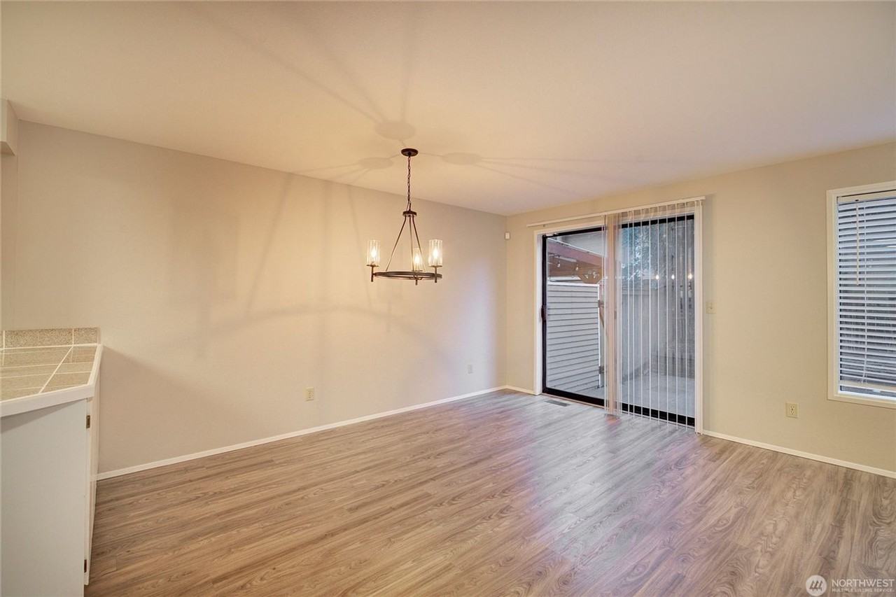 11243 Ne 131st Ln - Photo 6 of 19