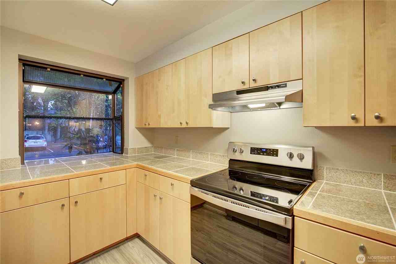 11243 Ne 131st Ln - Photo 7 of 19