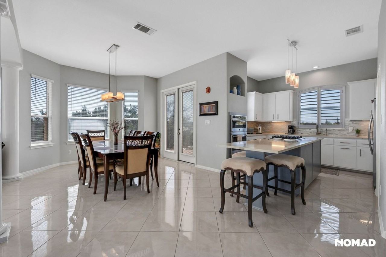1015 La Cantera - Photo 3 of 41