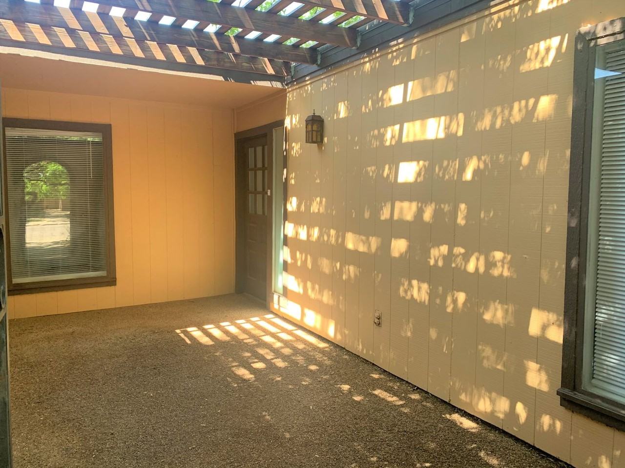 5046 27th St - Photo 2 of 14