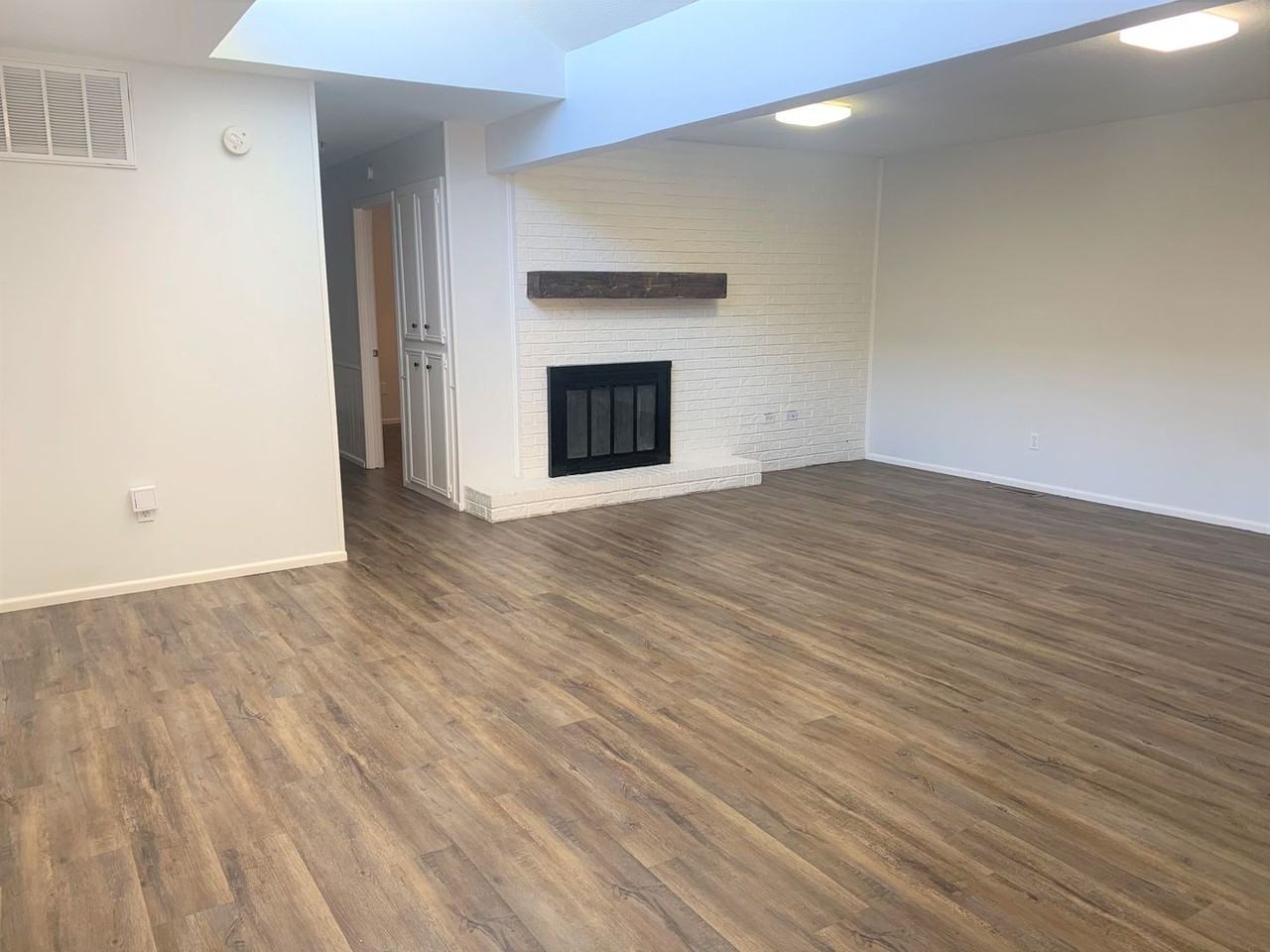 5046 27th St - Photo 3 of 14