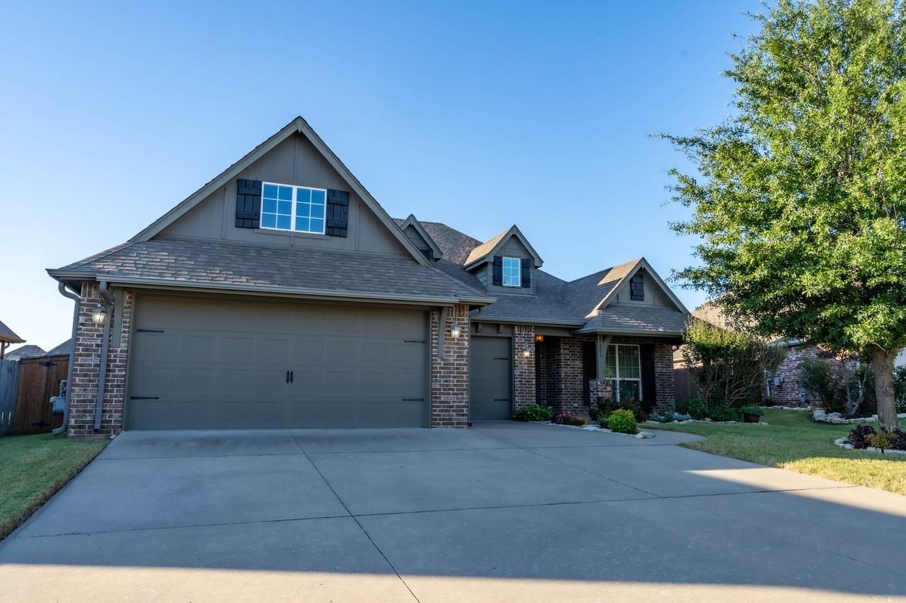 17406 E 45th St - Photo 2 of 25