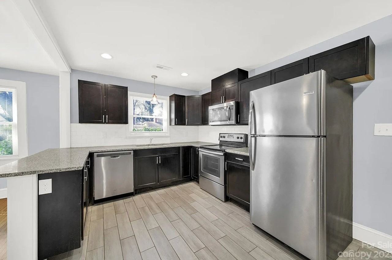 2212 Edison St - Photo 5 of 18