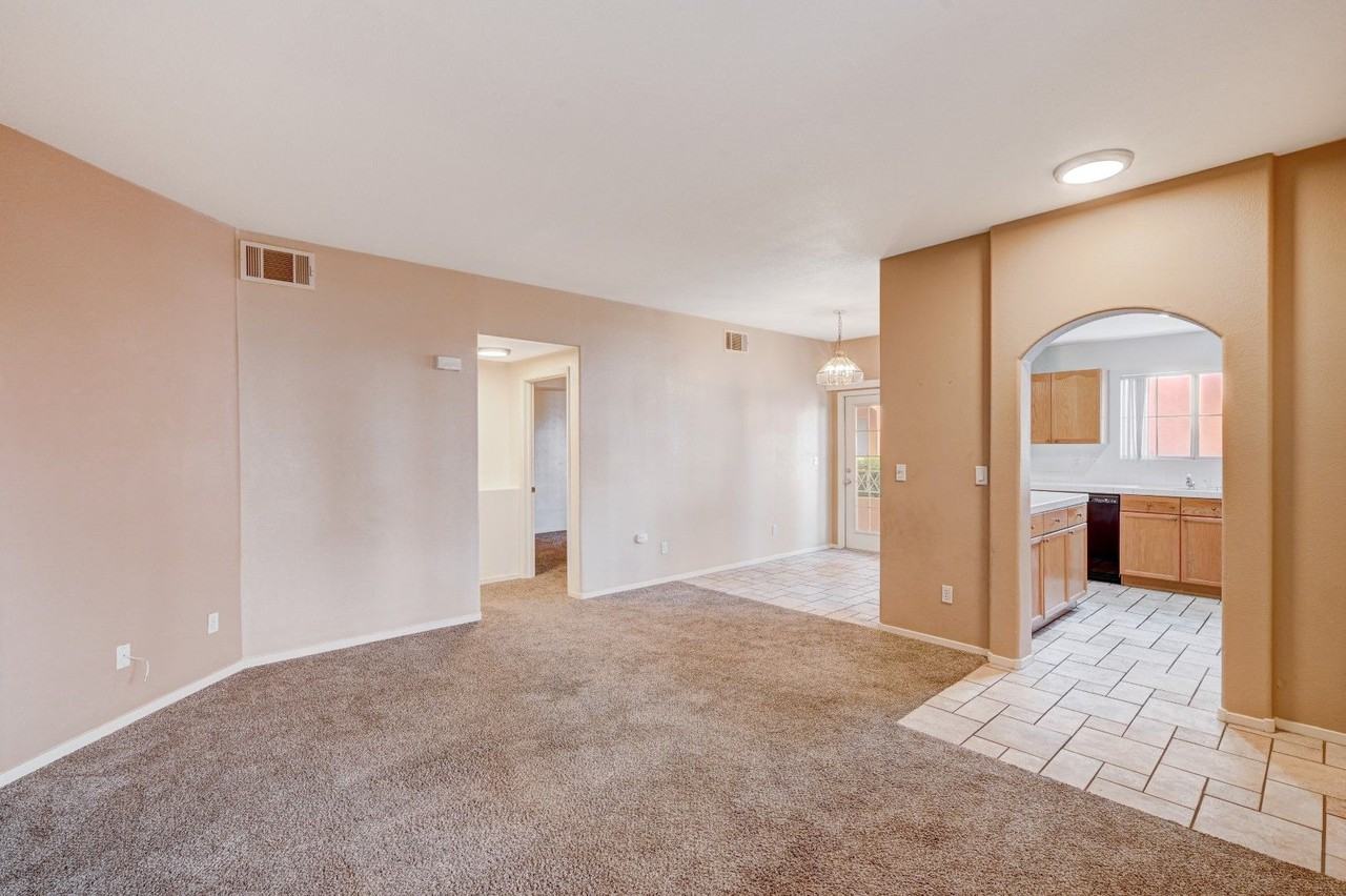 10553 Pine Pointe Ave #102 - Photo 4 of 35