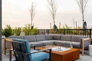 2701 Rockefeller Ave - Photo 1 of 1